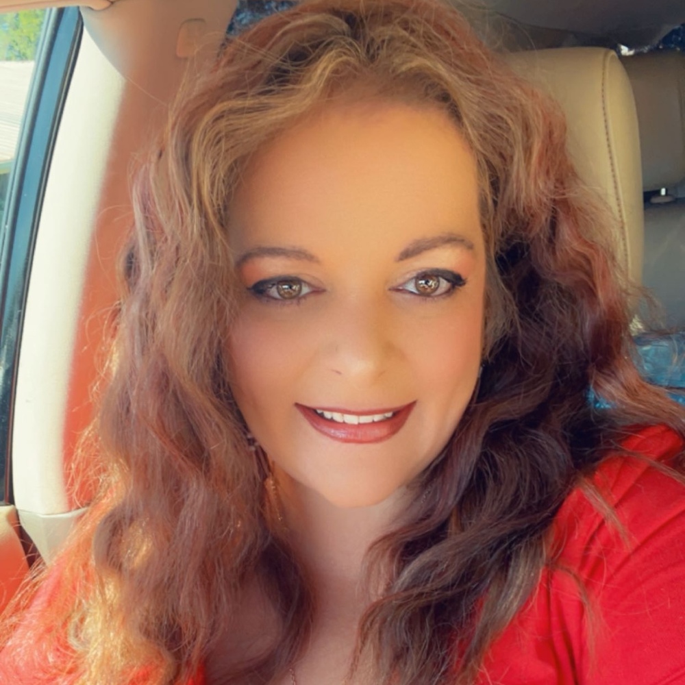 Meet your Posher, Ralena